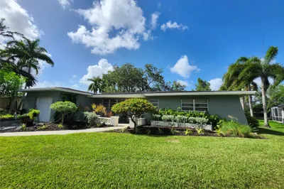 10321 NW 18th Pl 1