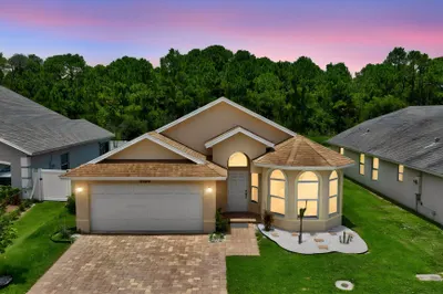 9760 Palm Breezes Drive 1