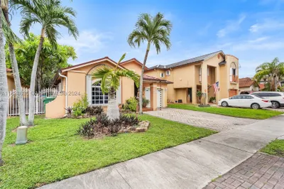 8313 NW 194th Ter 1