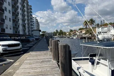 Dock