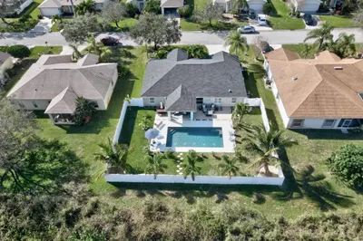 150 36th Court Sw 1