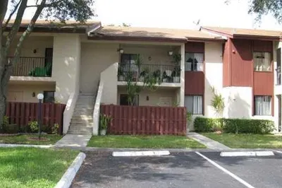 8031 Southgate Blvd #k10 1