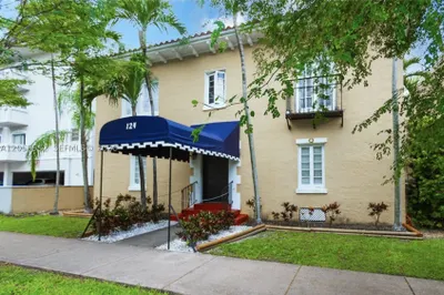 124 Mendoza Ave #3 1