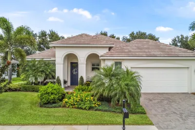 6111 Graysen Square 1