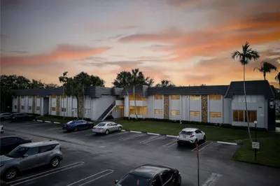 8400 W Sample Road #203 1