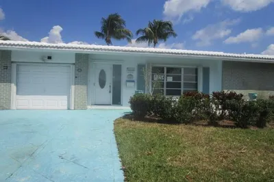 8409 NW 59th Pl 1