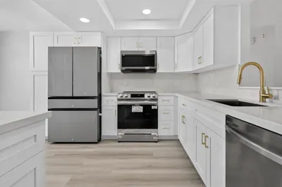 7 WILLOWBROOK Lane #101 1