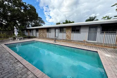 1023 NW 1st Avenue #Apt.4 1
