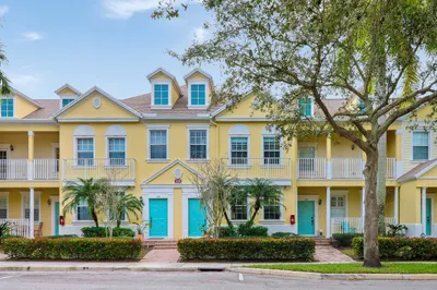 118 Seagrape Drive #105 1