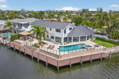 491 SE 15th Avenue 1