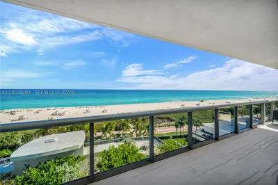 5875 Collins Ave #902 1