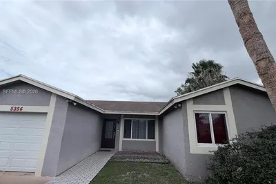 5356 NW 93rd Ter 1