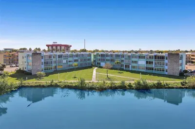 1501 NE Miami Gardens Dr #255 1