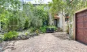 8276 E Dixie Hwy Photo