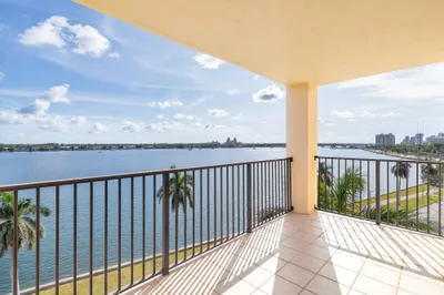 1801 N Flagler Drive #840 1