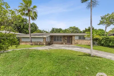 2155 NE Miami Gardens Dr 1