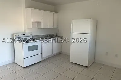 8450 NE Miami Ct #6 1