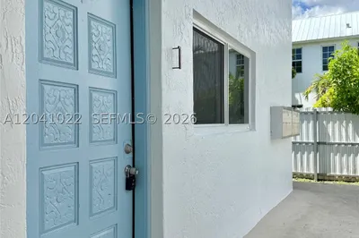 131 NW 77th St #1 1