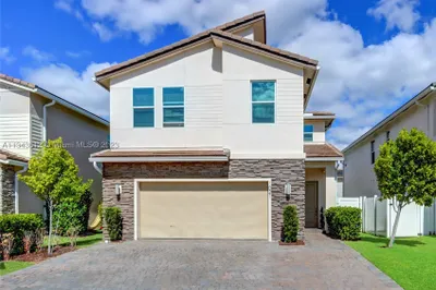 1021 Verde Ct 1