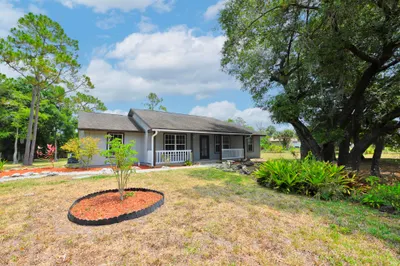 16721 Tangerine Boulevard 1