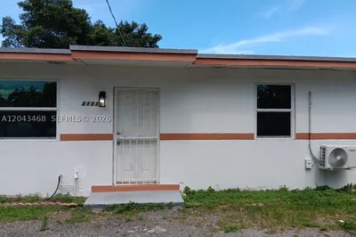 21511 SW 120th Ave 1