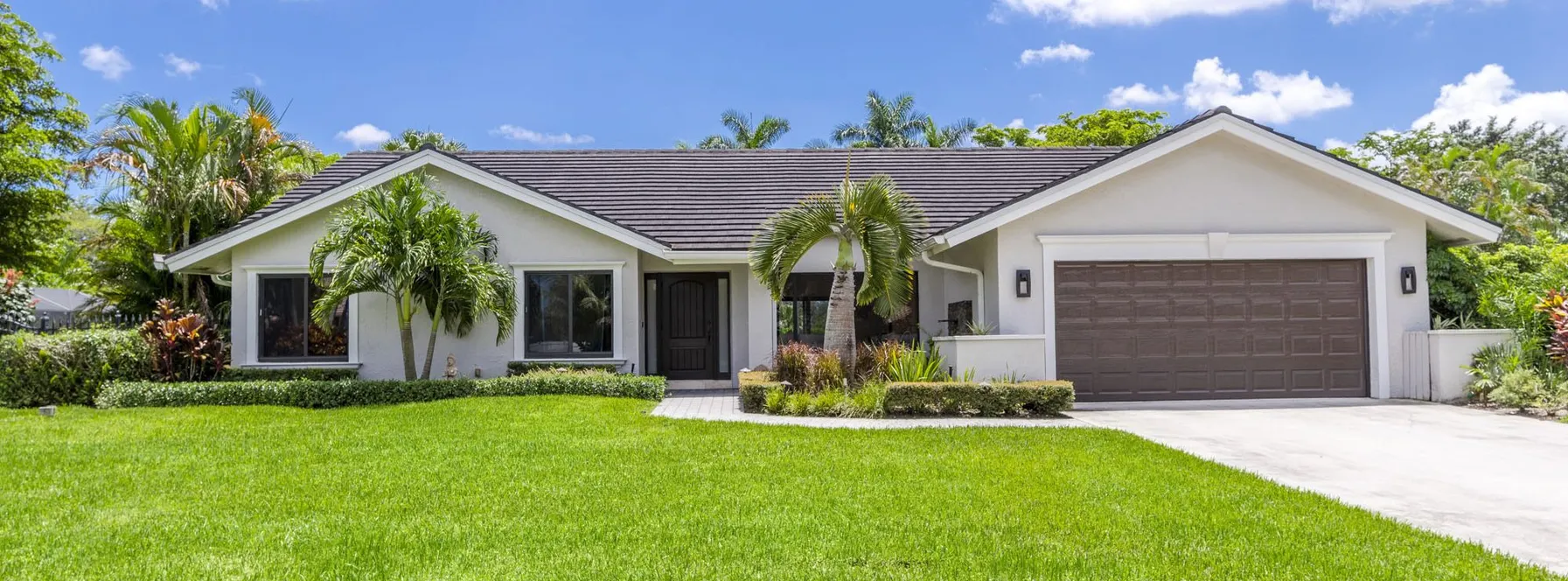 Just Listed | 21370 Sweetwater Lane N
