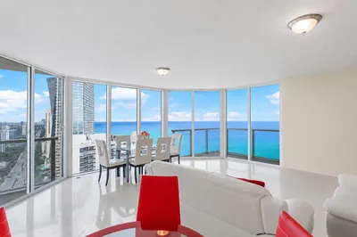 16699 Collins Avenue #3407 1