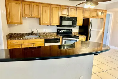2190 SE 5th Street #3 1