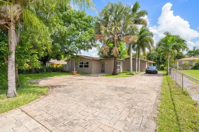 4071 SW 51st