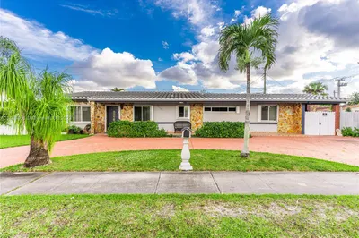3402 SW 106th Ave 1