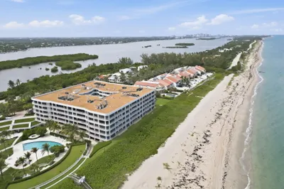 2000 S Ocean Boulevard 1