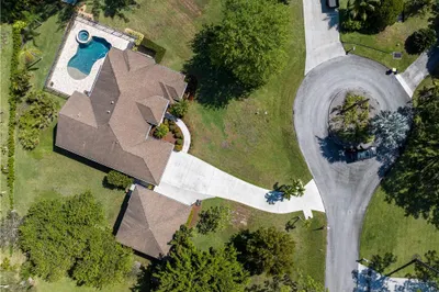 Overhead and culdesac view