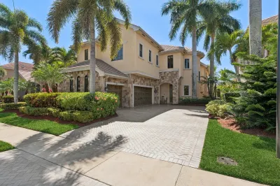 3473 Collonade Drive 1