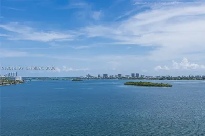 4000 Towerside Ter #1701 1