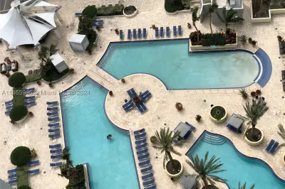 244 Biscayne Blvd #3007 1